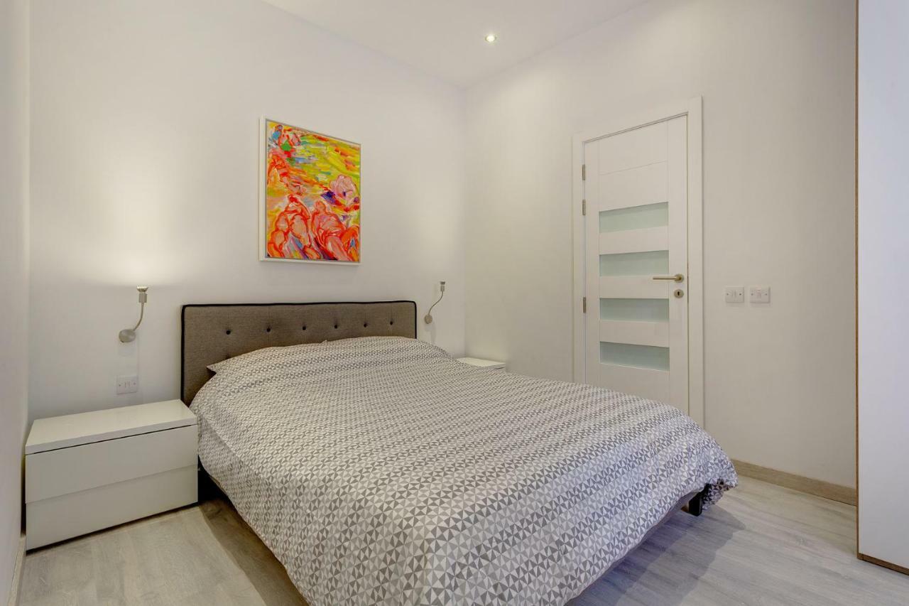 Cozy Apartment In An Amazing Location スリーマ エクステリア 写真
